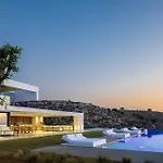 Orus Villa
