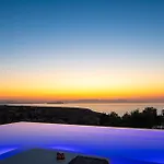 Orus Villa *